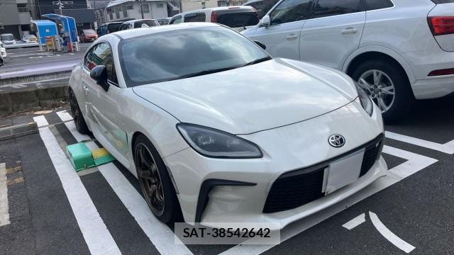 Toyota GR86 2021-12 8282455-11