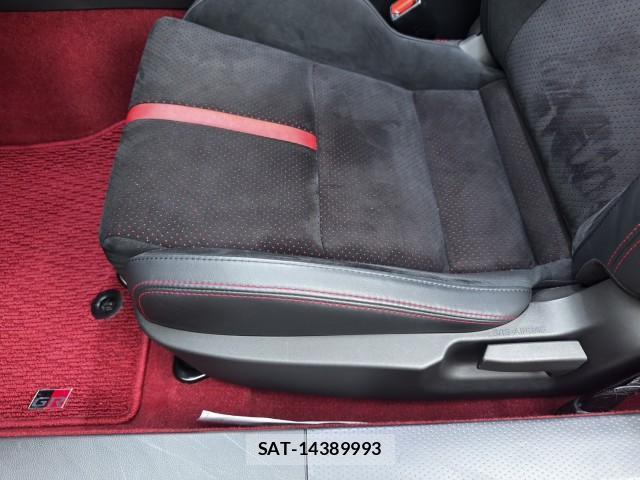 Toyota GR86 2024-09 8285119-10