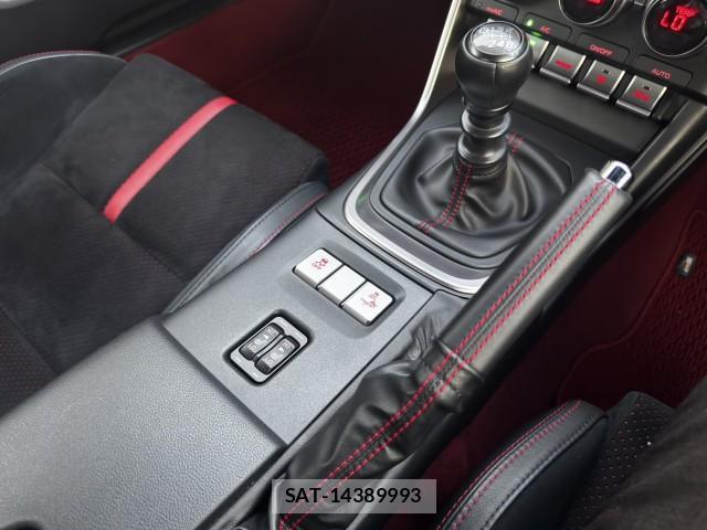 Toyota GR86 2024-09 8285119-15