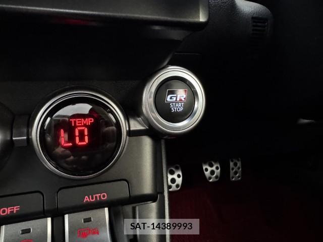 Toyota GR86 2024-09 8285119-16
