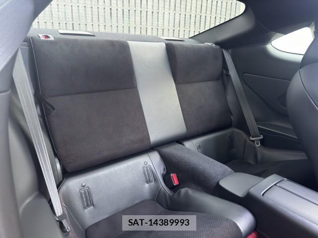 Toyota GR86 2024-09 8285119-17