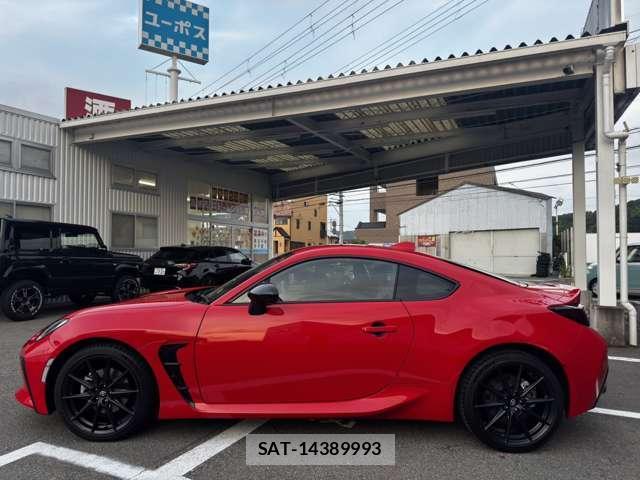 Toyota GR86 2024-09 8285119-4