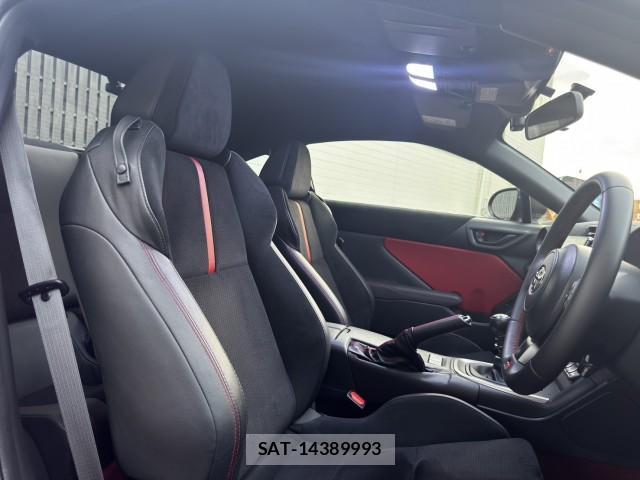 Toyota GR86 2024-09 8285119-7