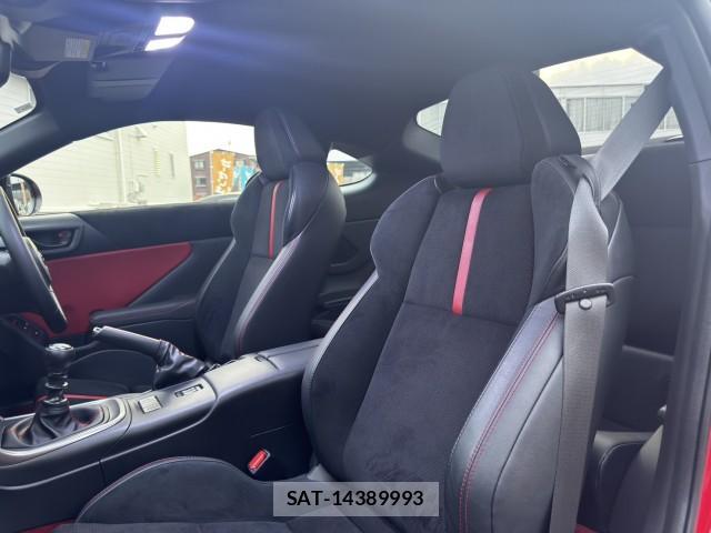 Toyota GR86 2024-09 8285119-9