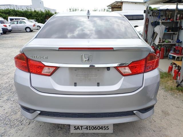 Honda GRACE 2018-07 8279923-1