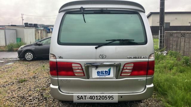 Toyota GRAND HIACE 2000-08 8280880-1