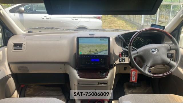 Toyota GRANVIA 2001-08 8280698-2