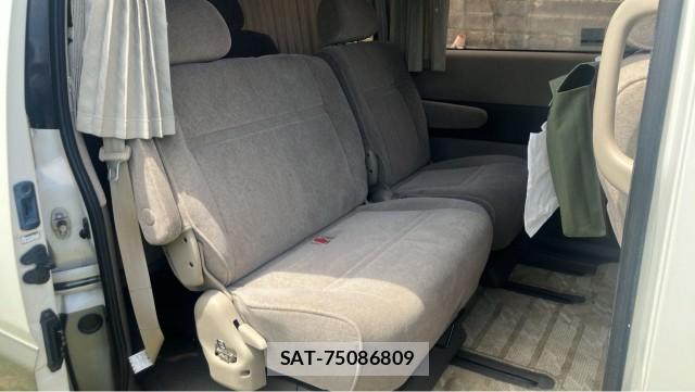 Toyota GRANVIA 2001-08 8280698-5