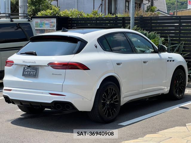 Maserati Grecale 2024-11 8282542-1