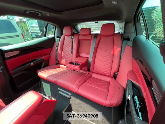 Maserati Grecale 2024-11 8282542-15