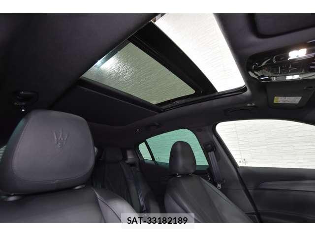 Maserati Grecale 2023-03 8285782-16
