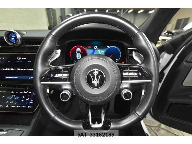 Maserati Grecale 2023-03 8285782-4
