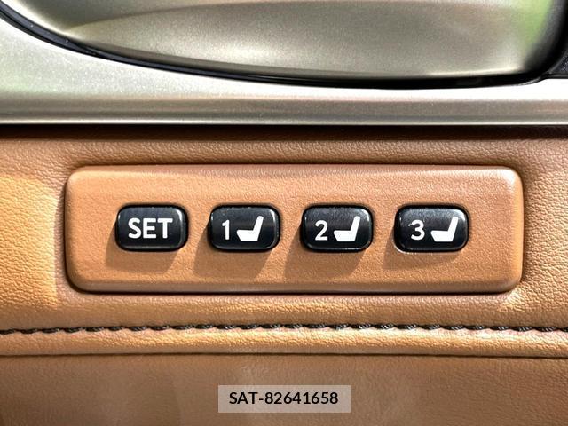 Lexus GS 2012-04 8280393-4