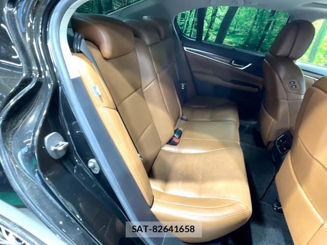 Lexus GS 2012-04 8280393-9