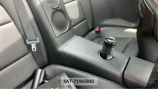 Nissan GT-R 2022-05 8281076-6
