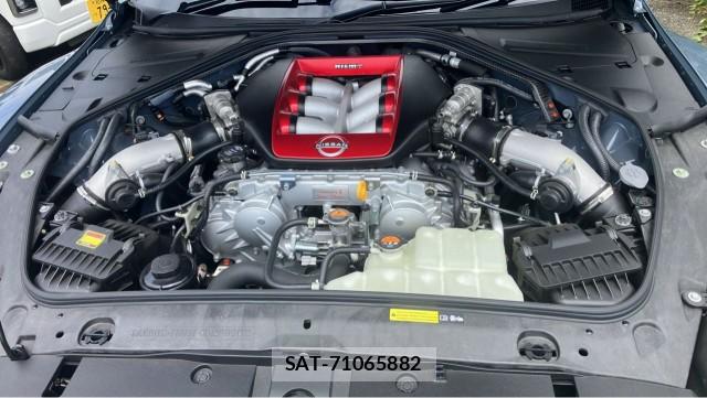 Nissan GT-R 2022-05 8281076-7