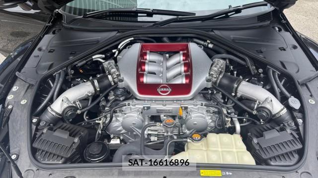 Nissan GT-R 2024-10 8281631-6