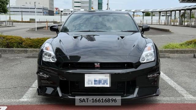 Nissan GT-R 2024-10 8281631-8