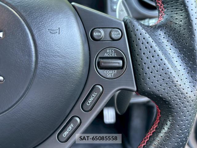 Nissan GT-R 2012-06 8284040-13