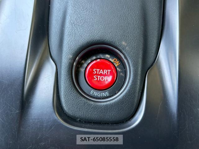 Nissan GT-R 2012-06 8284040-5