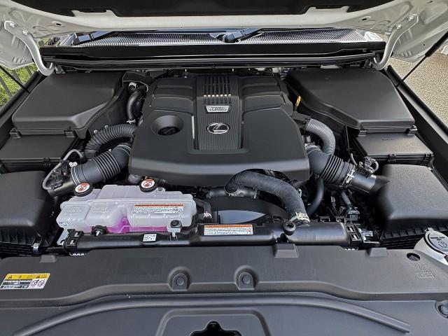 Lexus GX 2025-06 8277866-7