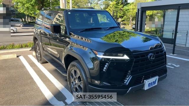 Lexus GX 2026-03 8280909-11