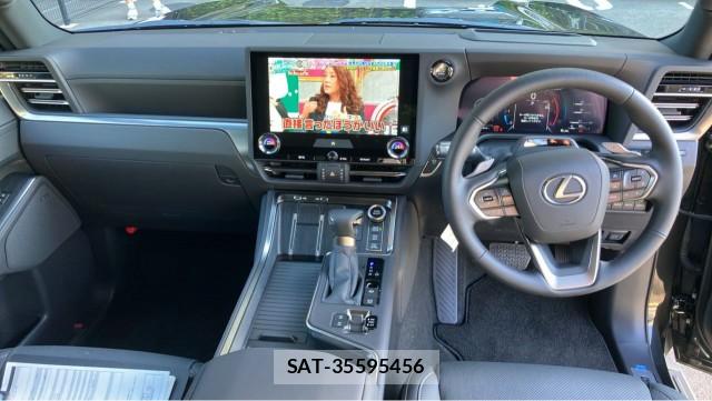 Lexus GX 2026-03 8280909-2