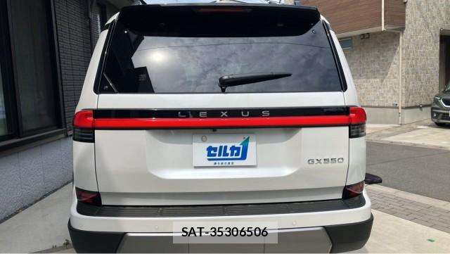 Lexus GX 2026-04 8281103-1