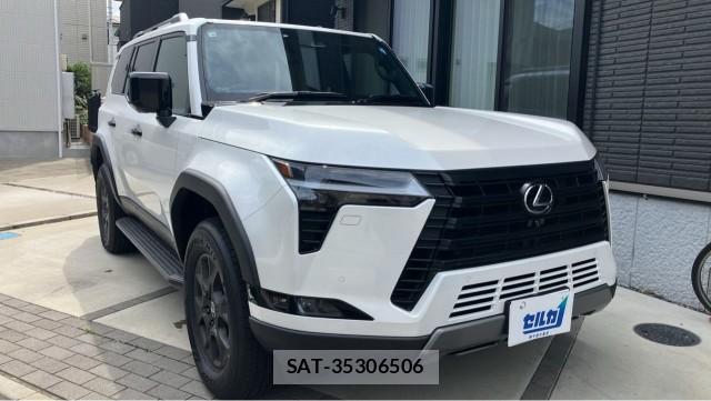 Lexus GX 2026-04 8281103-11