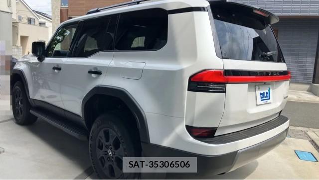 Lexus GX 2026-04 8281103-13