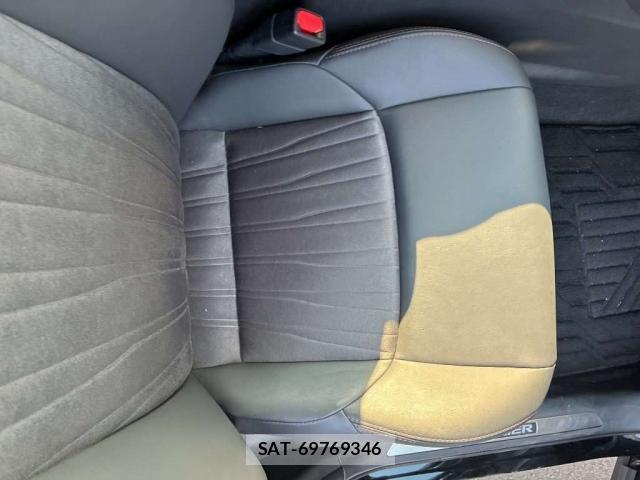 Toyota HARRIER HYBRID 2023-08 8276977-5