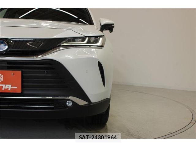 Toyota HARRIER HYBRID 2023-04 8277369-13