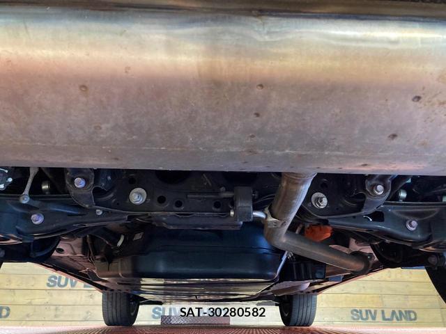 Toyota HARRIER HYBRID 2023-06 8277639-18
