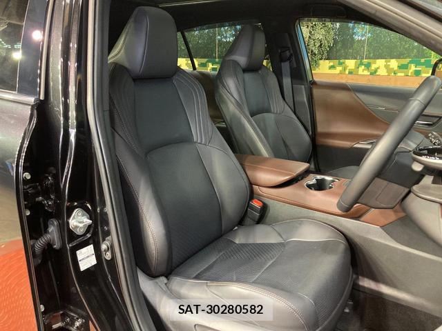 Toyota HARRIER HYBRID 2023-06 8277639-7