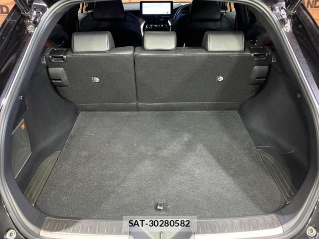 Toyota HARRIER HYBRID 2023-06 8277639-9
