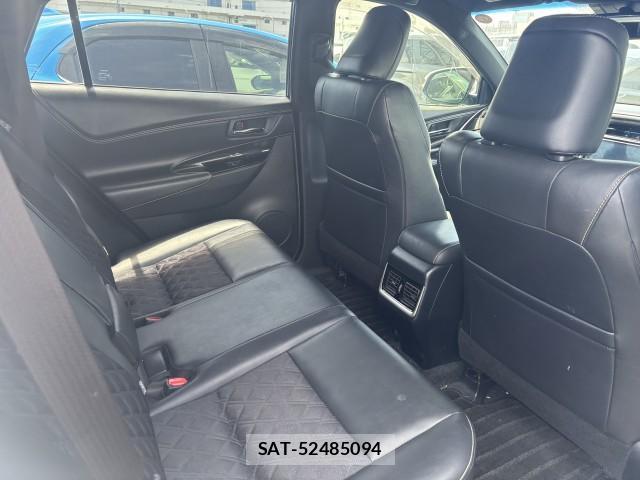 Toyota HARRIER HYBRID 2018-04 8278987-3