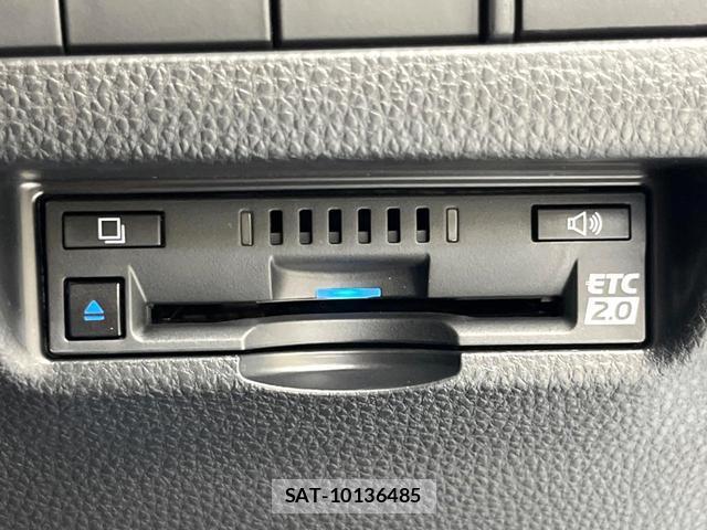 Toyota HARRIER HYBRID 2021-11 8279165-8