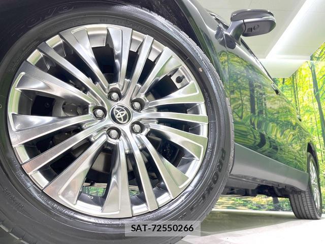 Toyota HARRIER HYBRID 2023-04 8279357-12