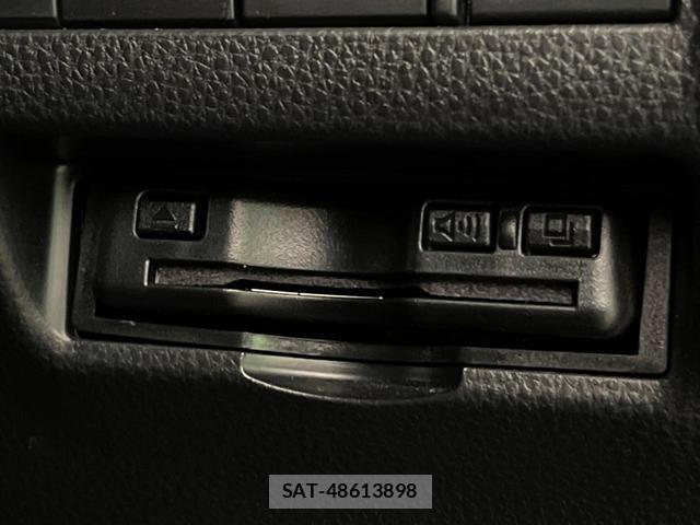 Toyota HARRIER HYBRID 2021-09 8279415-7