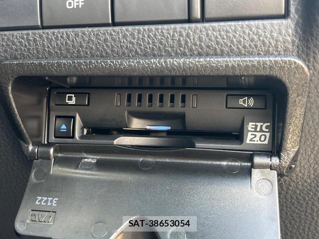 Toyota HARRIER HYBRID 2020-11 8279585-6