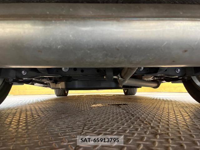 Toyota HARRIER HYBRID 2021-03 8279801-19