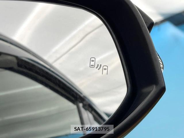 Toyota HARRIER HYBRID 2021-03 8279801-7