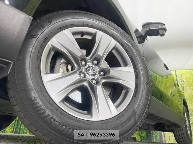 Toyota HARRIER HYBRID 2023-06 8279998-12