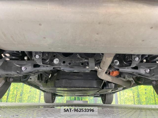 Toyota HARRIER HYBRID 2023-06 8279998-18