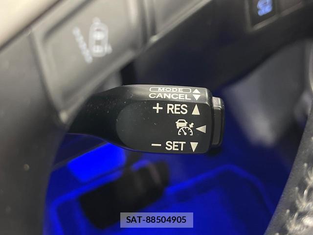 Toyota HARRIER HYBRID 2016-04 8280126-5