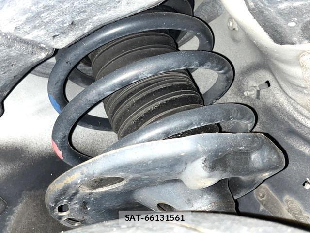 Toyota HARRIER HYBRID 2017-10 8280200-19