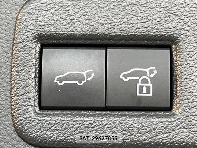 Toyota HARRIER HYBRID 2021-03 8280363-5