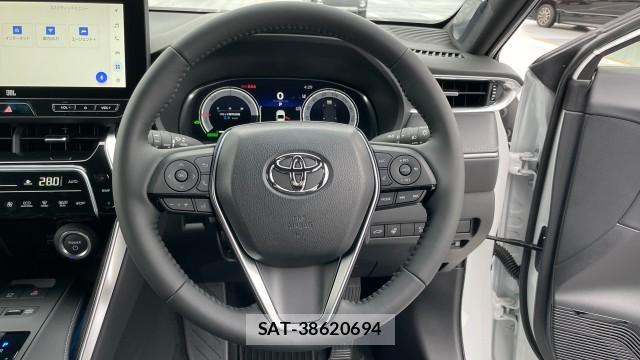 Toyota HARRIER HYBRID 2022-11 8281000-15