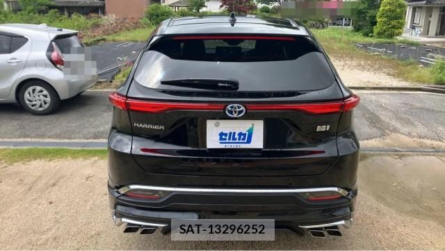 Toyota HARRIER HYBRID 2024-06 8281011-1