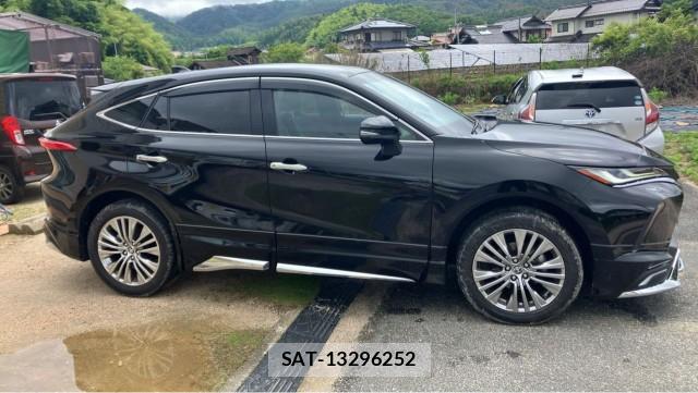 Toyota HARRIER HYBRID 2024-06 8281011-3